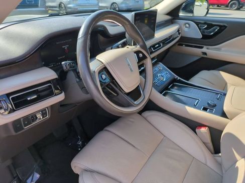 Used 2020 Lincoln Aviator Reserve w/ Equipment Group 201A AWD/4WD image 16