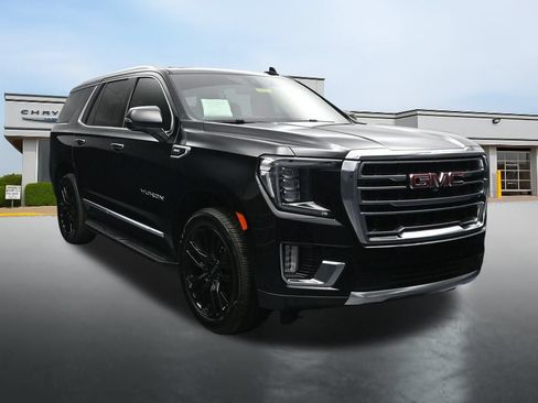 Used 2022 GMC Yukon SLT w/ SLT Premium Package AWD/4WD image 7