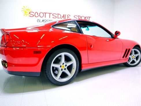 Used 1999 Ferrari 550 Maranello Coupe RWD image 10