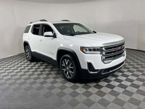 Used 2022 GMC Acadia SLE w/ Driver Convenience Package FWD image 17