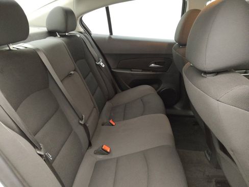 Used 2016 Chevrolet Cruze LT image 19