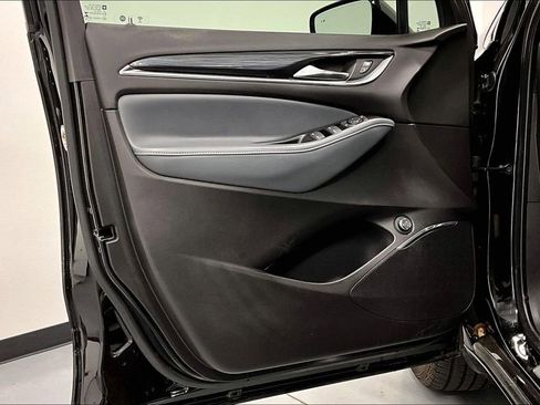 Used 2019 Buick Enclave Essence image 20