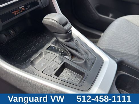 Used 2020 Toyota RAV4 LE FWD image 14