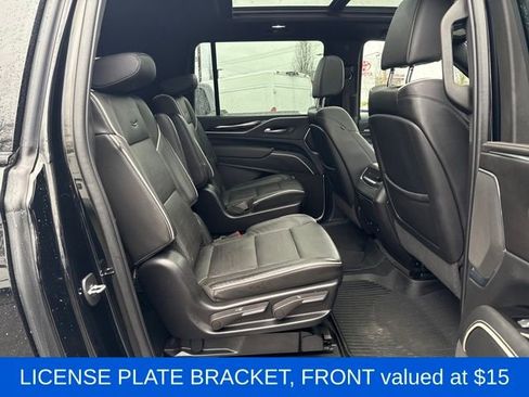 Used 2022 Cadillac Escalade ESV Sport w/ Touring Package image 10