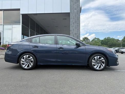 Used 2025 Subaru Legacy Limited AWD/4WD image 8