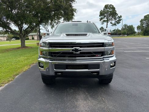 Used 2018 Chevrolet Silverado 2500 LTZ w/ Duramax Plus Package AWD/4WD image 3