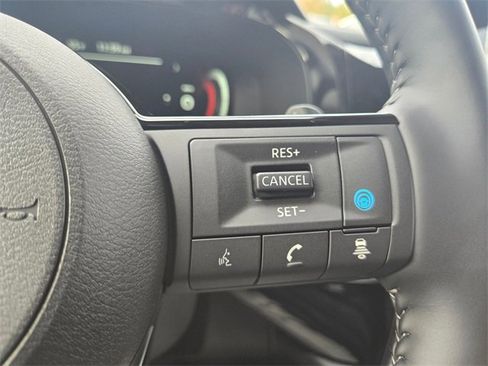 New 2025 Nissan Pathfinder Platinum image 23