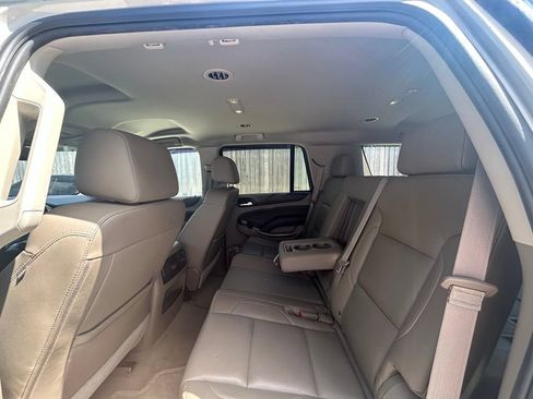 Used 2016 Chevrolet Tahoe LT RWD image 14