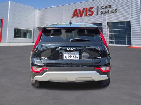 Used 2025 Kia Niro LX FWD image 7