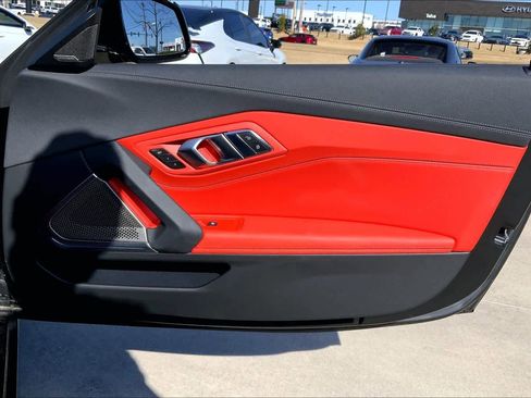 Used 2023 BMW Z4 sDrive30i w/ Premium Package image 17