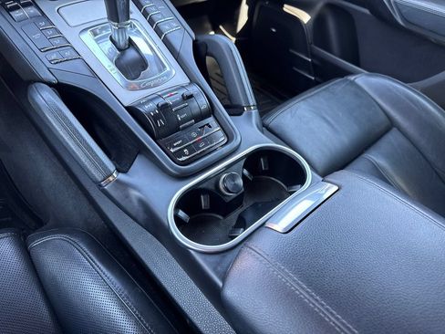 Used 2013 Porsche Cayenne GTS AWD/4WD image 35