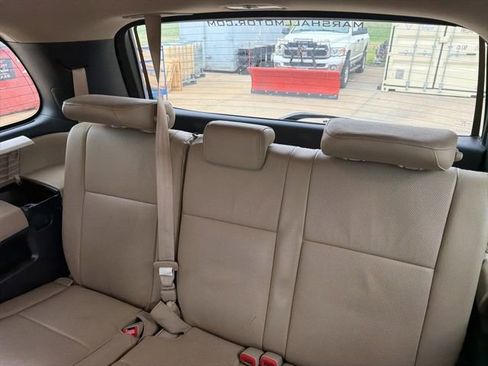 Used 2016 Toyota Sequoia Platinum image 14