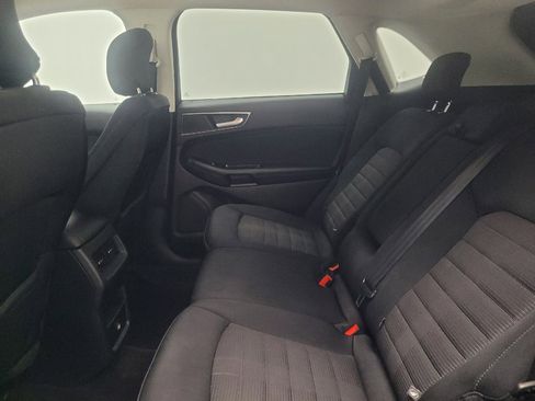 Used 2017 Ford Edge SEL FWD image 18