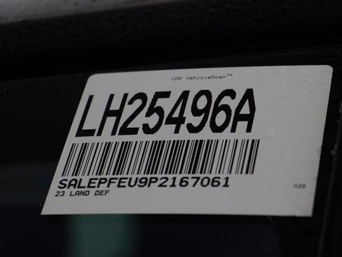 Used 2023 Land Rover Defender 130 SE image 26