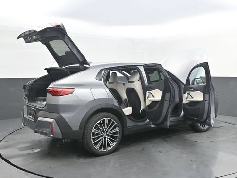 New 2026 BMW X2 xDrive28i w/ Convenience Package AWD/4WD image 50