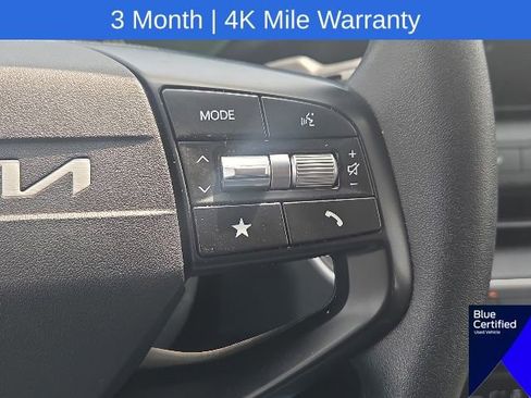 Used 2025 Kia K4 FWD image 36