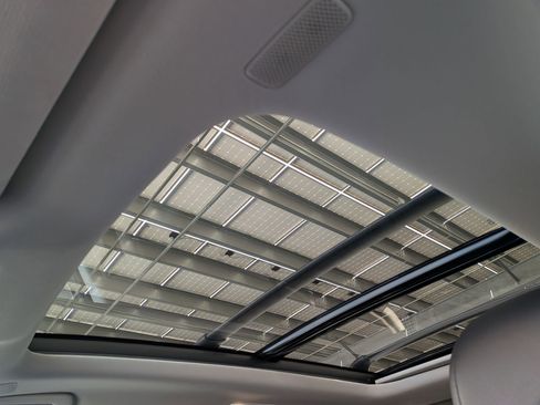 Certified 2025 Toyota Grand Highlander FWD image 26