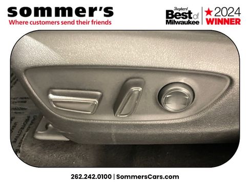 Used 2021 Toyota Highlander XLE image 9