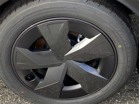 New 2026 Toyota Prius Plug-In Hybrid image 6