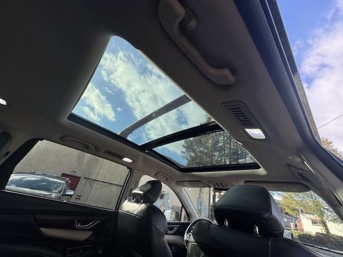 Used 2021 Subaru Ascent Touring image 27