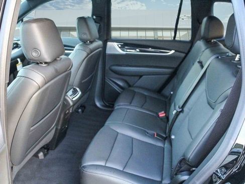 New 2025 Cadillac XT6 Premium Luxury image 12