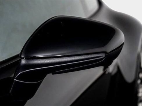 Used 2025 Porsche 911 Carrera RWD image 27