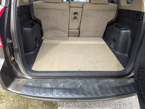 Used 2011 Toyota RAV4 4WD w/ Base L4 Extra Value Pkg image 23