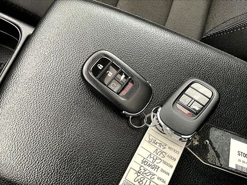 Used 2023 Honda CR-V EX image 10
