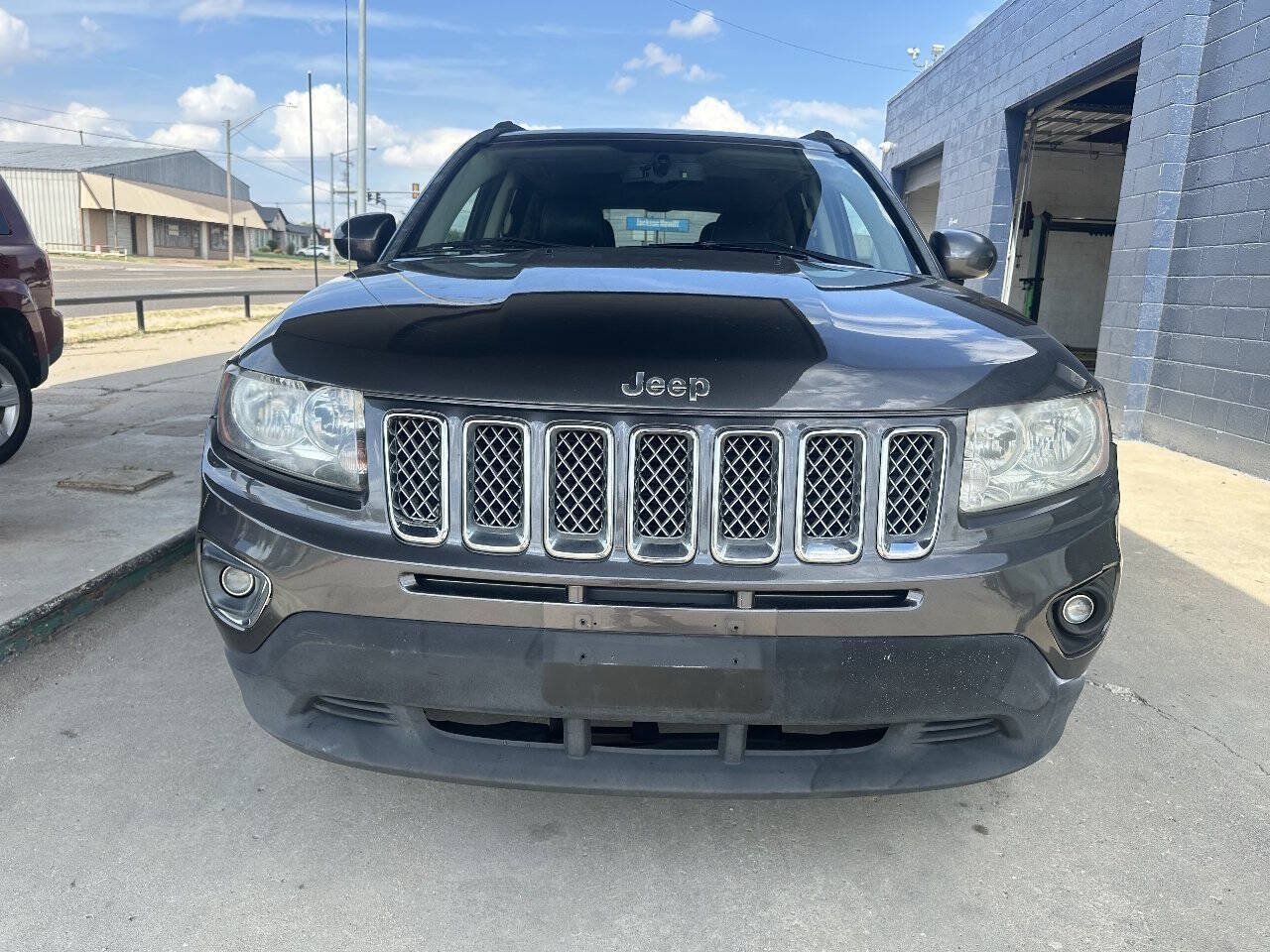 Used 2016 Jeep Compass High Altitude AWD/4WD image 3