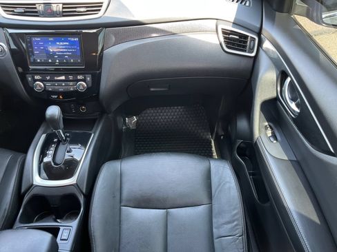 Used 2016 Nissan Rogue SL FWD image 15