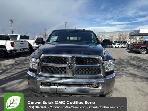 Used 2014 RAM 2500 SLT w/ Luxury Group image 4