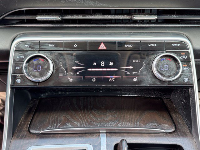 Used 2024 Genesis GV80 2.5T AWD/4WD image 17
