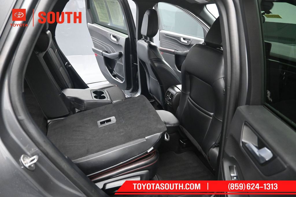 Used 2025 Ford Escape ST-Line AWD/4WD image 29