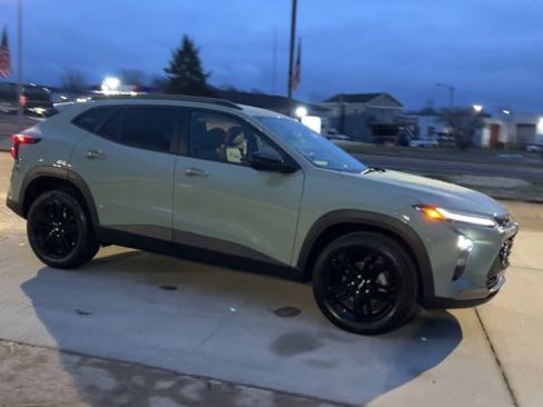 New 2026 Chevrolet Trax ACTIV w/ Driver Confidence Package image 2