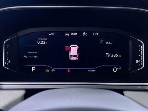 Used 2025 Volkswagen Taos SEL image 15