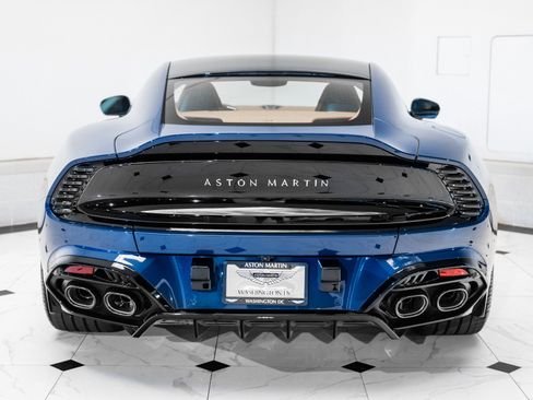 Used 2025 Aston Martin Vanquish image 46