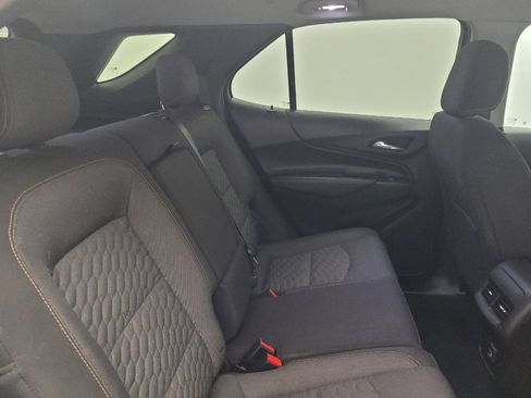 Used 2019 Chevrolet Equinox LT FWD image 19