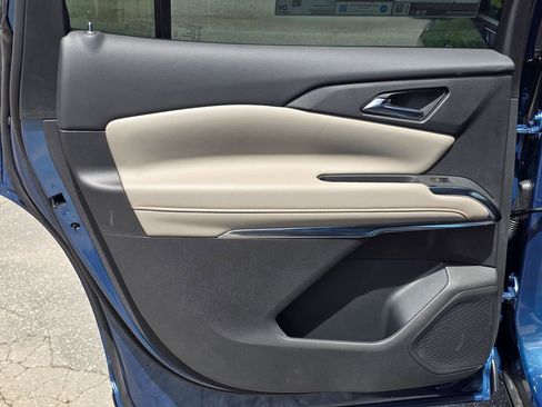 New 2026 Chevrolet Traverse LT FWD image 37