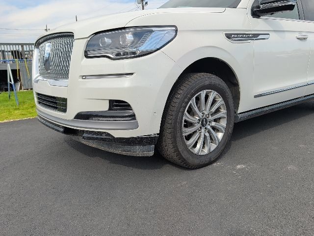 Used 2022 Lincoln Navigator L 4WD image 12