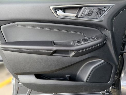 Certified 2024 Ford Edge Titanium image 24