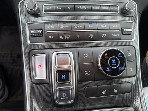 Used 2023 Hyundai Santa Fe Blue AWD/4WD image 17