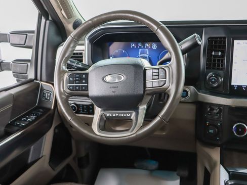 Used 2025 Ford F450 Platinum w/ Platinum Plus Package image 13