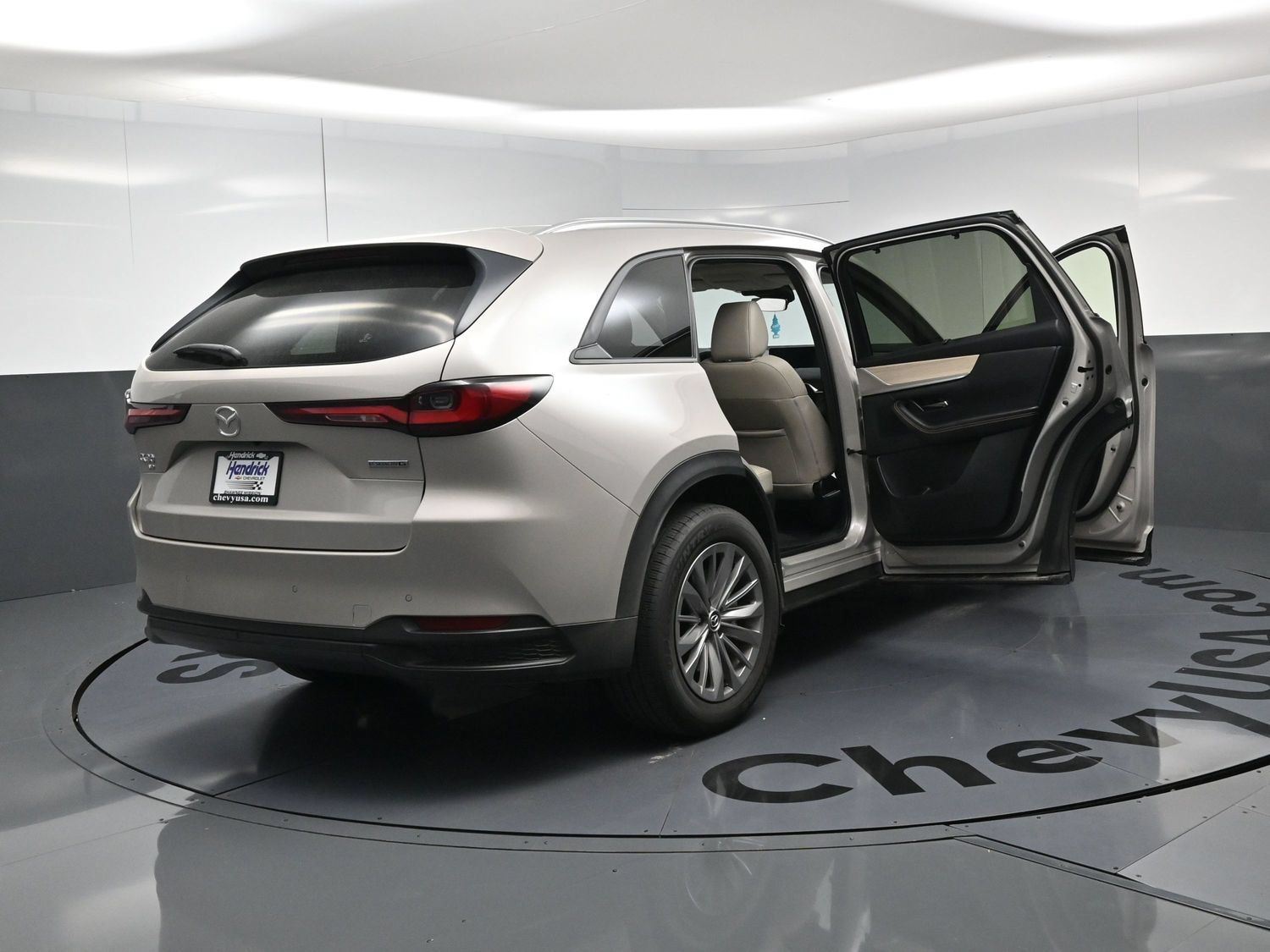 Used 2025 MAZDA CX-90 3.3 Turbo w/ Preferred Package AWD/4WD image 17