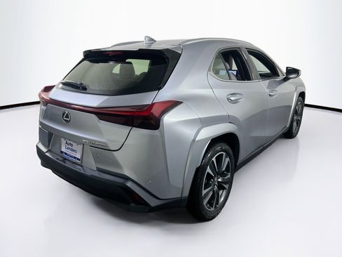 Used 2023 Lexus UX 250h image 5