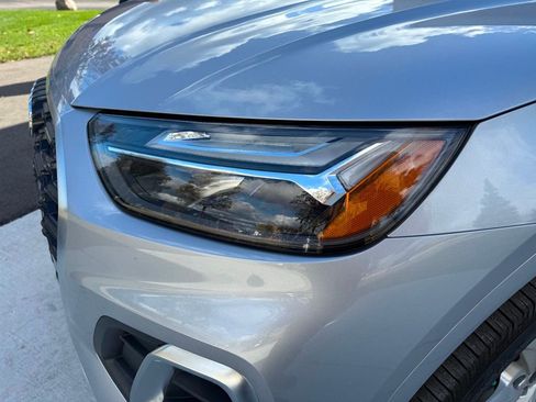 Used 2022 Audi Q5 2.0T Premium Plus w/ Premium Plus Package image 3