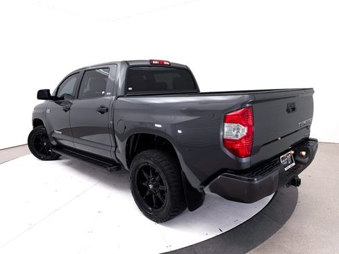 Used 2017 Toyota Tundra SR5 w/ SR5 Upgrade Package RWD image 2