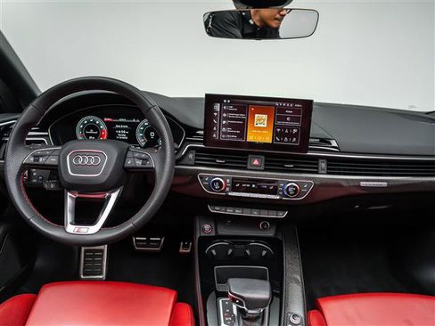 Used 2024 Audi S5 Premium Plus w/ Premium Plus Package AWD/4WD image 27