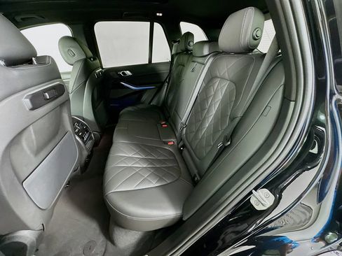 Used 2025 BMW X5 sDrive40i w/ Premium Package RWD image 25
