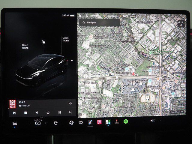 Used 2026 Tesla Model Y Long Range RWD image 30