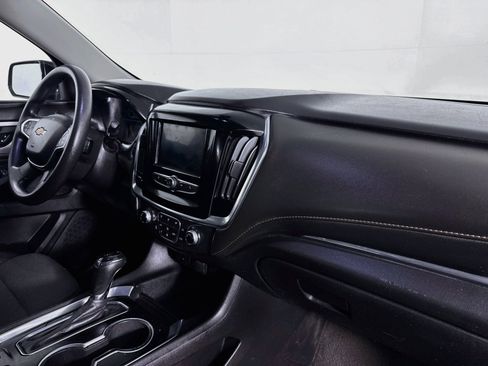 Used 2020 Chevrolet Traverse LS FWD image 28